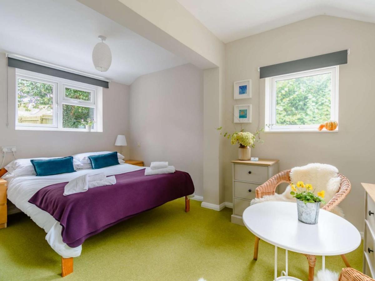 Claridge House Bed & Breakfast Lingfield Dış mekan fotoğraf
